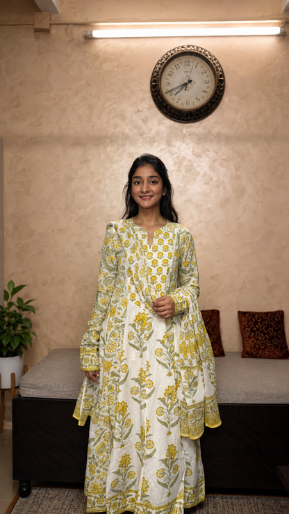 Bagh-e-Bahar Suit Set with Mulmul Dupatta