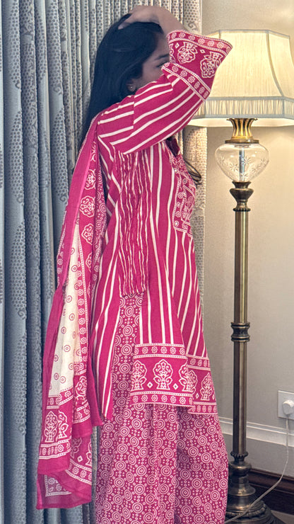 Red Stripes Farshi Suit